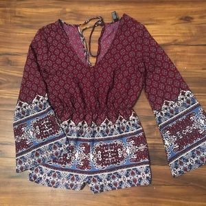 Bell sleeve romper !